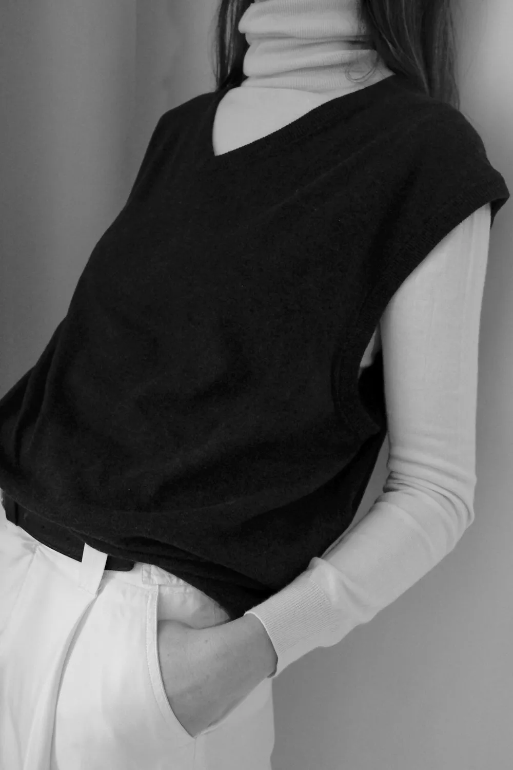 PURE CASHMERE SILK ANTHRACITE KNIT VEST